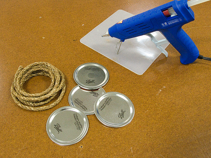 Rope coaster materials.